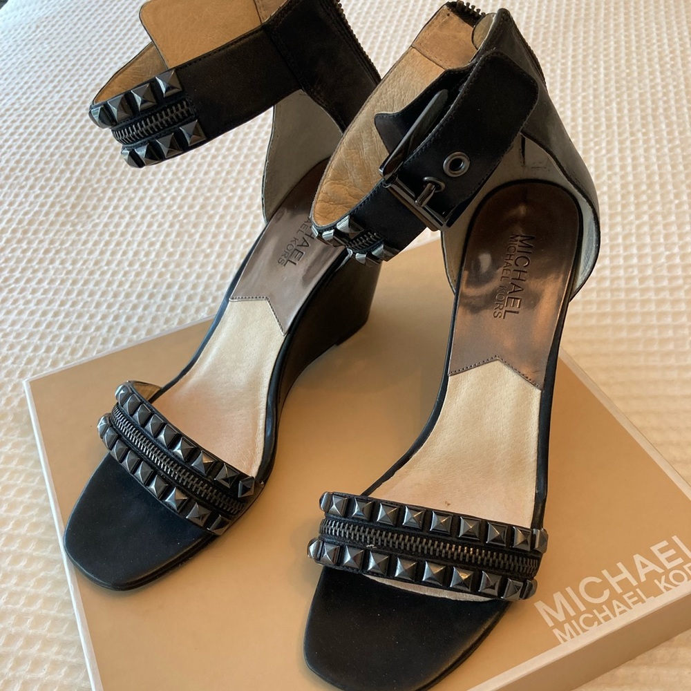Michael Kors women’s wedges